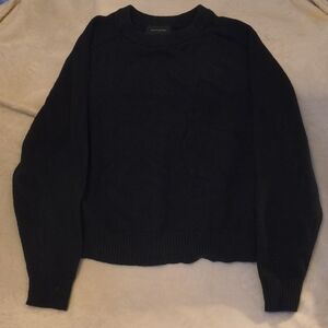 Banana Republic Classic Black Crew Neck Sweater